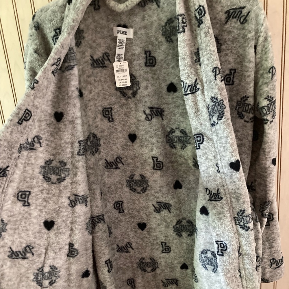 PINK Victoria's Secret Gray Robe - Picture 3 of 5